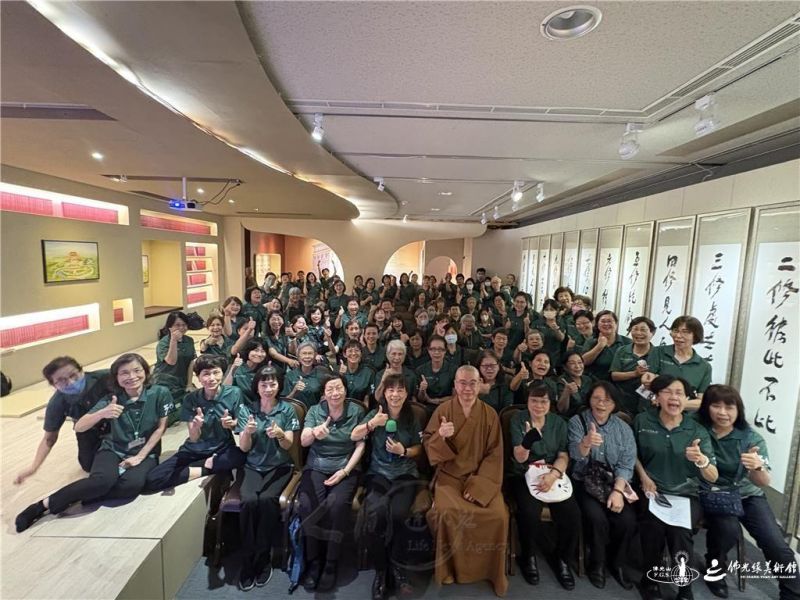 圖說:慧喜法師9月19日應佛光緣美術館高雄館邀請,以「青年摩伽的那枝筆」發表專題演講。 圖/佛光緣美術館高雄館提供 20260920-Kaohsiung-001